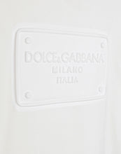 Carica l&#39;immagine nel visualizzatore di Gallery, DOLCE&amp;GABBANA T-shirt in cotone con logo embossing
