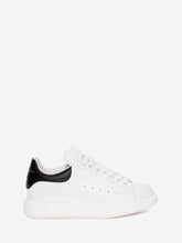 Carica l&#39;immagine nel visualizzatore di Gallery, Alexander McQueen Sneaker Oversize da Uomo in Bianco/nero
